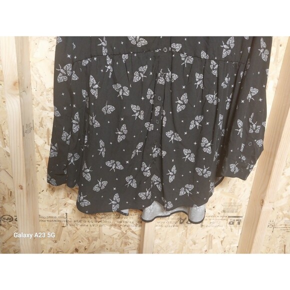 Torrid Emma Babydoll Tunix Size 1X Black Moth Print - Picture 2 of 8